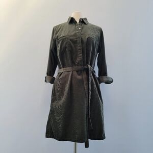 Trovata Birds of Paradise Green Corduroy Dress Size Medium Fine Wale Minimalist